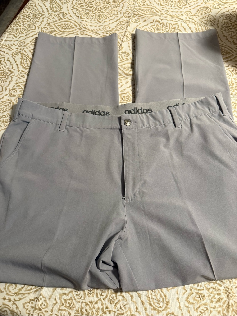 Adidas men’s 40x32 pants